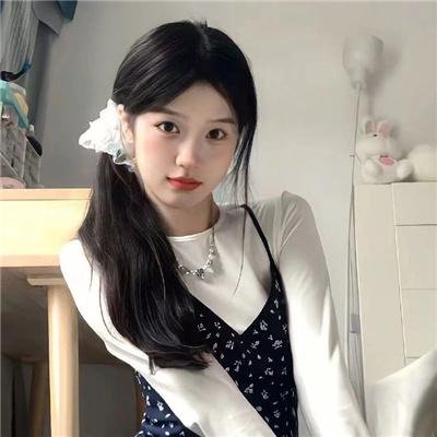 画里真真